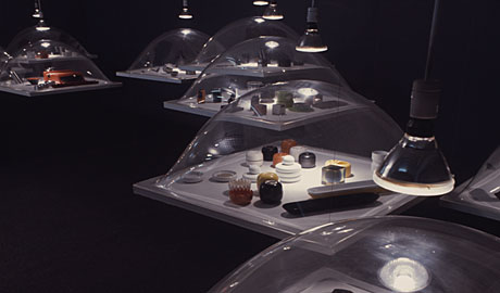 第142回デザインギャラリー1953「デザイン・オン・ザ・デスク」