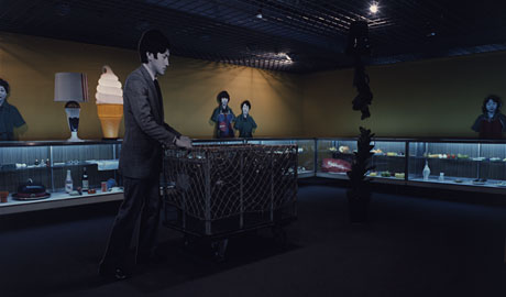 第185回デザインギャラリー1953「消ゴム仕掛けのチョコレート」