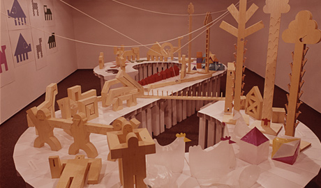 第198回デザインギャラリー1953「遊具シリーズ2 桜井郁男とやくにたたない仲間たち」