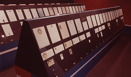 第206回デザインギャラリー1953「世界のデザイナーによるレターヘッド」