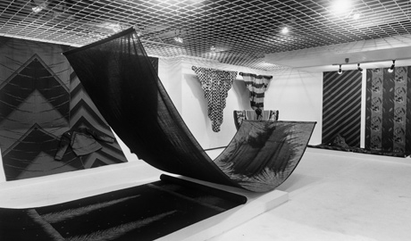 第258回デザインギャラリー1953「皆川魔鬼子ファブリック展」