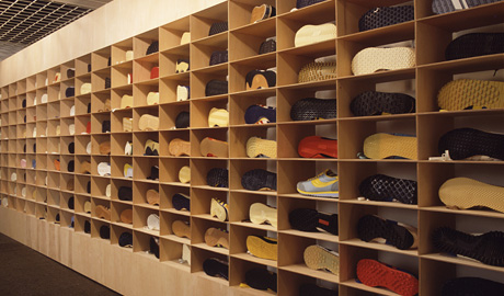 第263回デザインギャラリー1953「スポーツ&スニーカー」