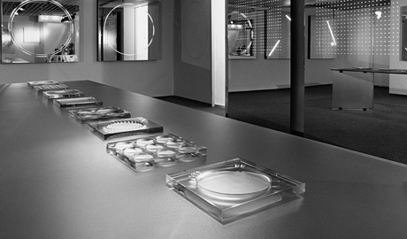 第289回デザインギャラリー1953「デザイナーと企業シリーズ26 MIRROR ART 黒川雅之＋旭硝子＋ヤマギワによるミラー・アート」