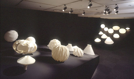 第468回デザインギャラリー1953「ランプシェードの光と影 クリント・ファミリーのデザインの変遷」