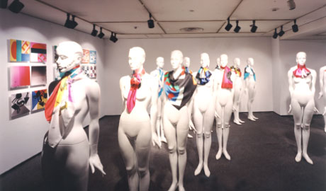 第486回デザインギャラリー1953「［TOKYO Ⅻ '95］ 12人のクリエーターのスカーフ展」