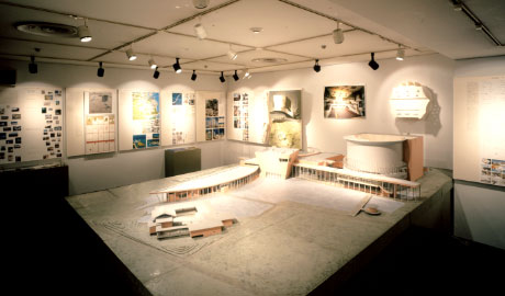 第495回デザインギャラリー1953「新居千秋・建築の境界」