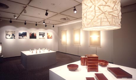 第536回デザインギャラリー1953「喜多俊之/錫・和紙・漆 --職人とのコラボレーション--」