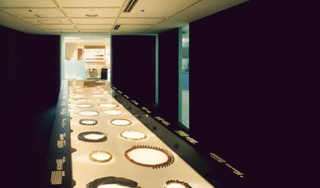 第602回デザインギャラリー1953「飾：魂の首飾り --新井淳一コレクションPart4」