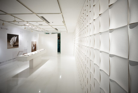 第649回デザインギャラリー1953「WASARA--こころを潤す紙の器」展